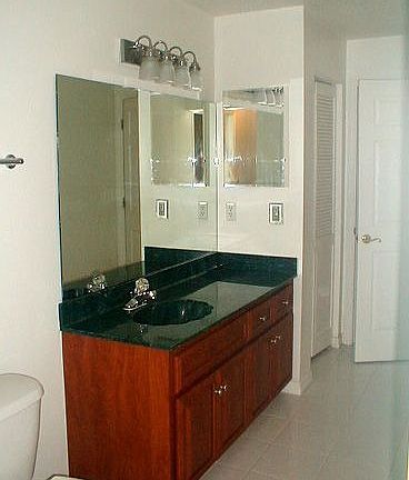 5th image of 2325 Sabal Palm Dr