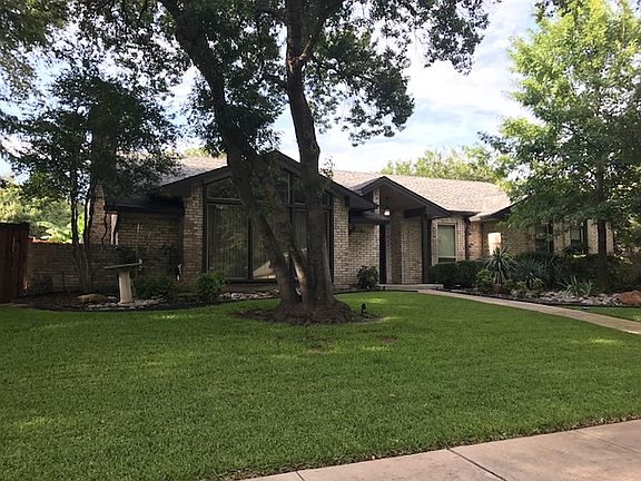 4th image of 2521 Stone Creek Dr