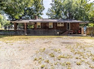 24 E 16th St SW, Rome, GA 30161
