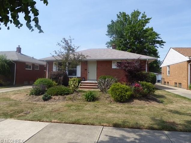 1st image of 30805 Ronald Dr