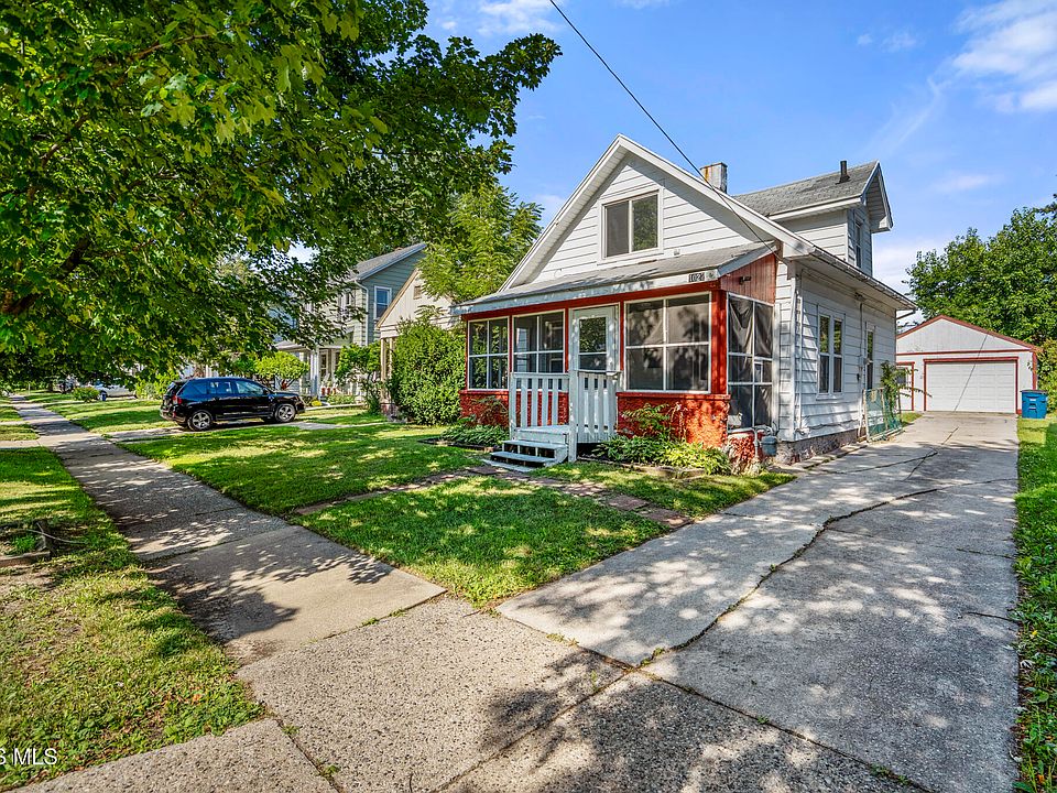 1st image of 1027 Wright Ave