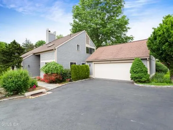 101 W Lyon Farm Dr, Greenwich, CT 06831