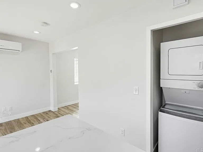 1451 Louden Ln #2 — Photo 6
