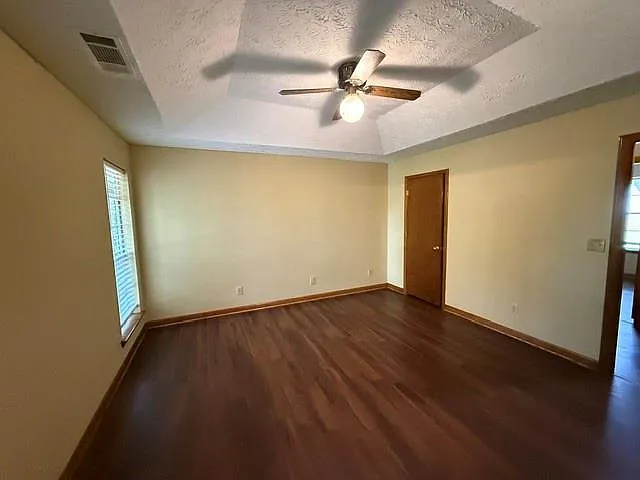 8351 Post Oak Ct — Photo 8