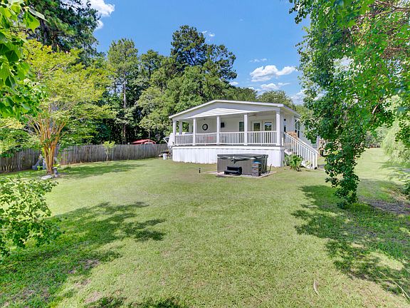 5th image of 104 Autumn Ln