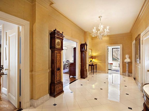 2nd image of 950 Park Ave #2B