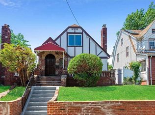 138-28 229th St, Springfield Gardens, NY 11413