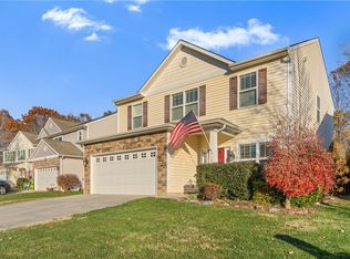 818 Blue Lake Dr, Mebane, NC 27302