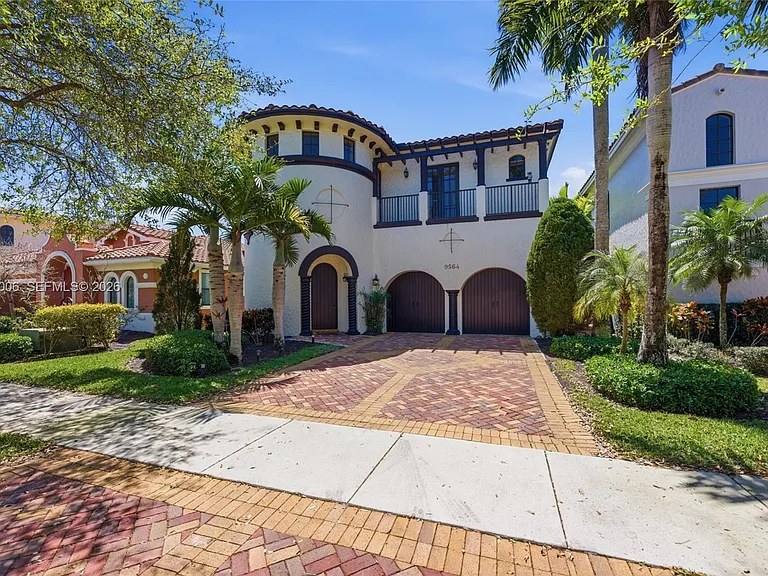 9564 Exbury Ct — Photo 46