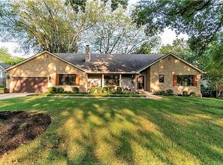 5901 Reinhardt Dr, Fairway, KS 66205