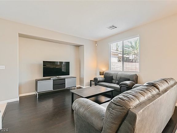 5th image of 8884 Kingswood Dr