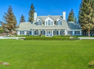 17600 Brimhall Rd, Bakersfield, CA 93314