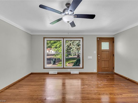 5th image of 5124 Donovan Dr