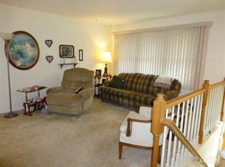 5513 E Captain Rd, Chillicothe, IL 61523