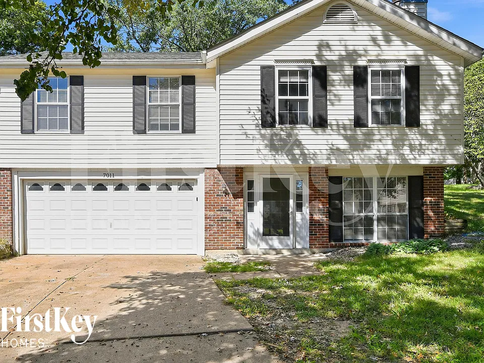 7011 Blue Mountain Dr