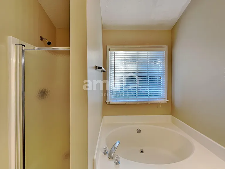 94 Crestview Dr — Photo 15