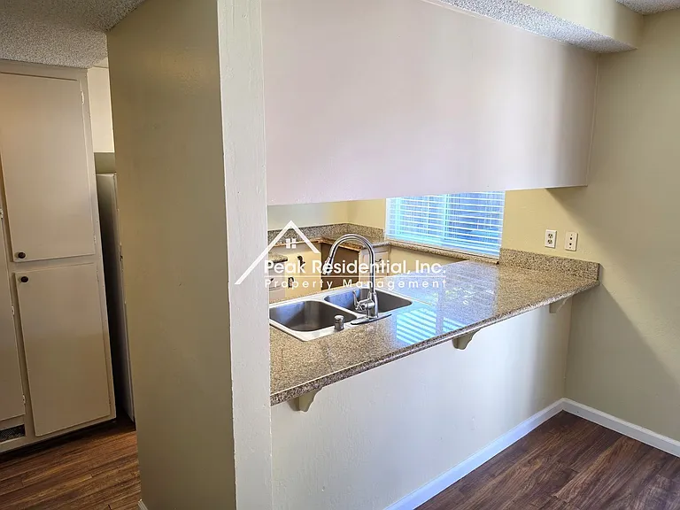 6691 Greenback Ln — Photo 6