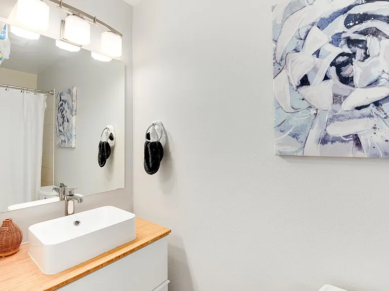 4990 Meredith Way #302 — Photo 14