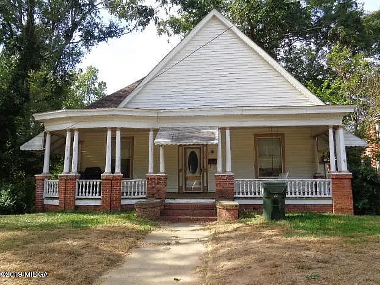 856 Laurel Ave #HOME — Photo 2