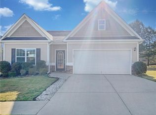 38 Bollen Rdg, Hiram, GA 30141