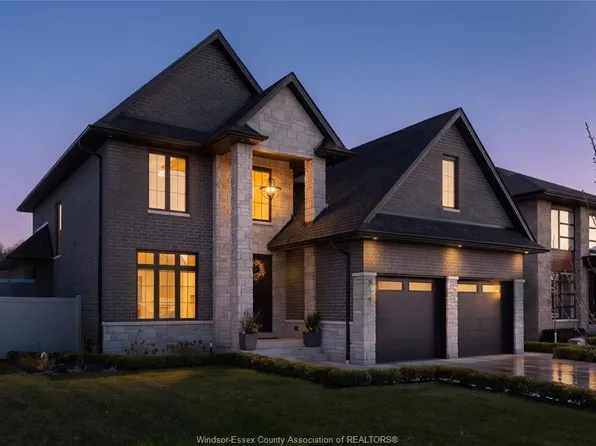 256 Xavier Cir, Lakeshore, ON N8N 0J3