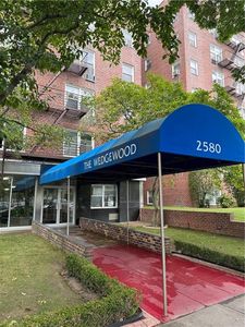 2580 Ocean Pkwy APT 4L, Brooklyn, NY, 11235