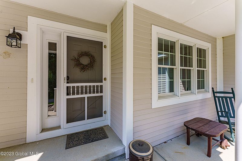 4th image of 5767 Jockey Street
