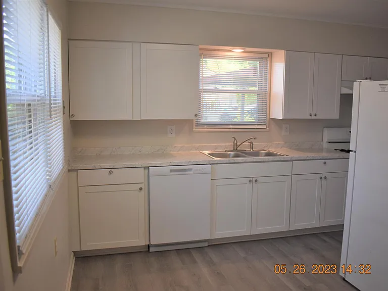 1442 E Lynn Dr — Photo 21