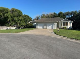 605 Autumn Ridge Ct #605, Andover, KS 67002