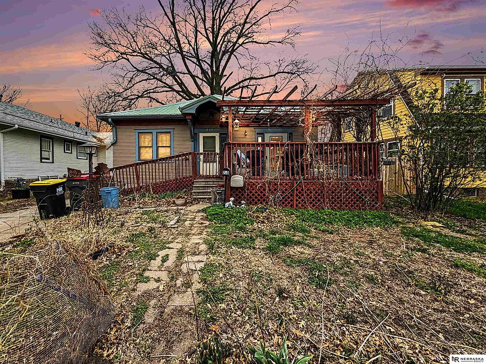 1st image of 235 N 31st St