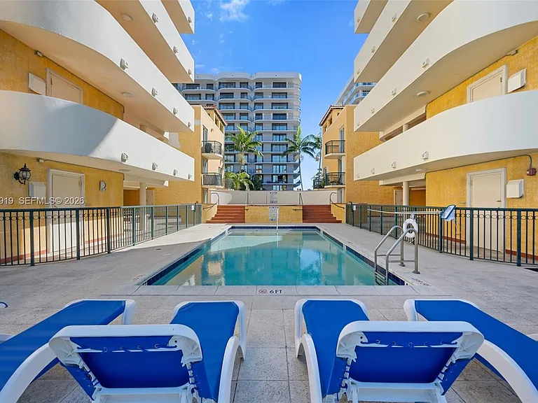 8888 Collins Ave #105 — Photo 14