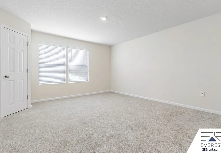41 Temple Dr — Photo 21