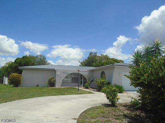 2nd image of 1401 Everest Pkwy