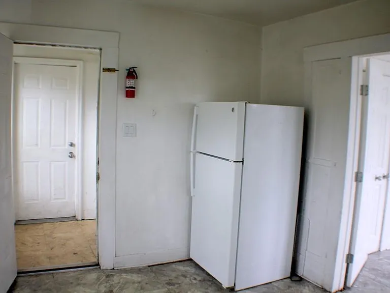 508 Wayside Dr #B — Photo 3