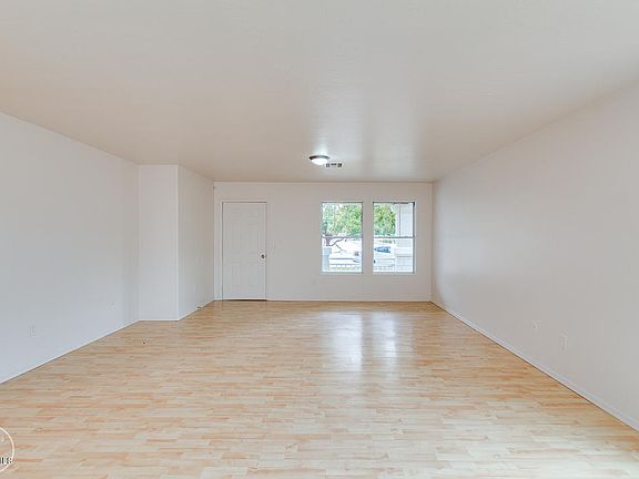 2nd image of 7057 W Glenn Dr