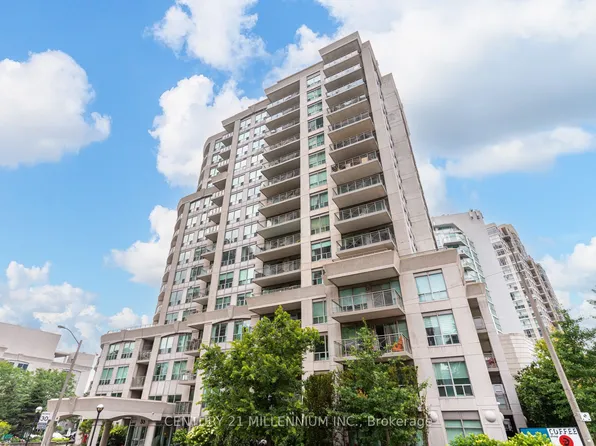 88 Palace Pier Ct #506, Toronto, ON M8V 4C2
