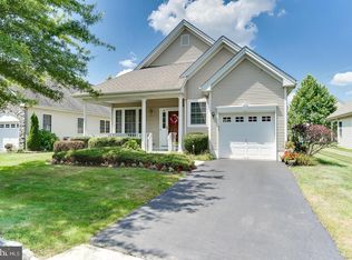 23 Hummingbird Dr, Hamilton, NJ 08690