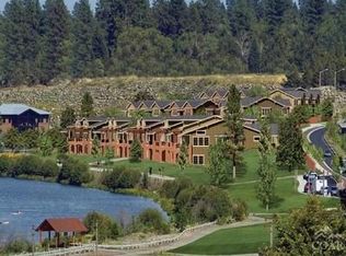 880 SW Theater Dr, Bend, OR 97702