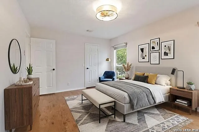 519 Mission Viejo — Photo 32