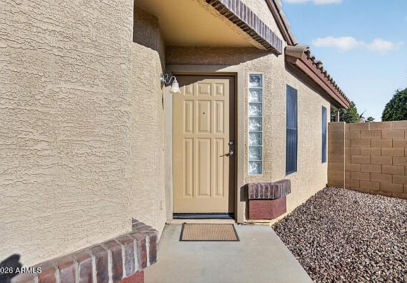 2nd image of 1827 E CARLA VISTA Drive