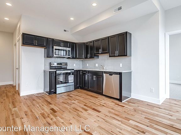 3rd image of 514 South St #10628801