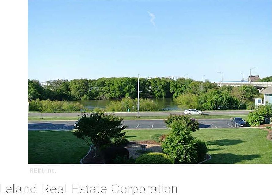 1st image of 4820 Bay Landing Dr