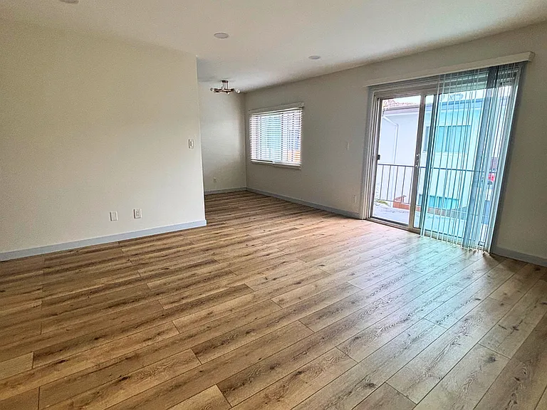 630 Fir Avenue — Photo 4