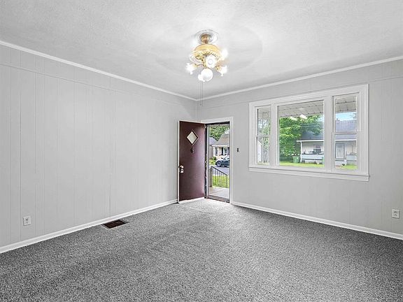 4th image of 1531 Herr Ave