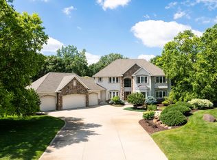 2148 Kelly Cir, Shakopee, MN 55379