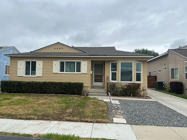 3928 Carfax Ave — Photo 1