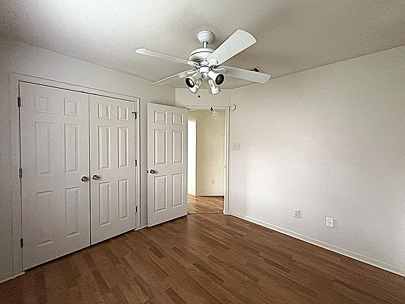 3rd image of 3912 Bur Oak Dr
