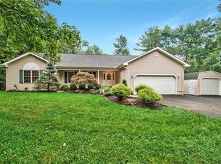 1710 Midnight Ln, Stroudsburg, PA 18360