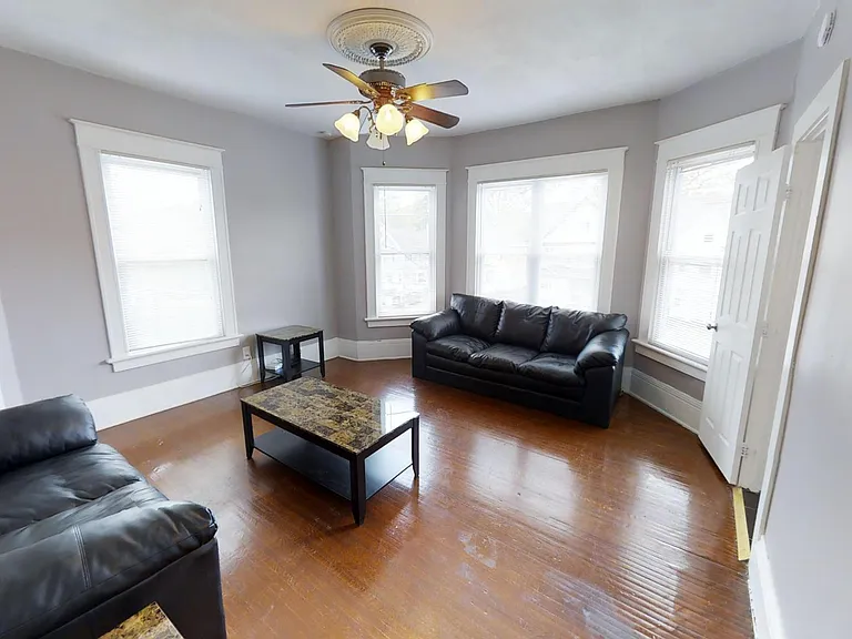 321 Westcott St #6 — Photo 1