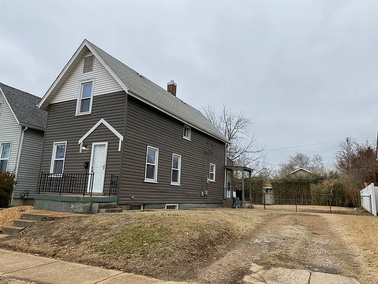 6339 Arthur Ave — Photo 10